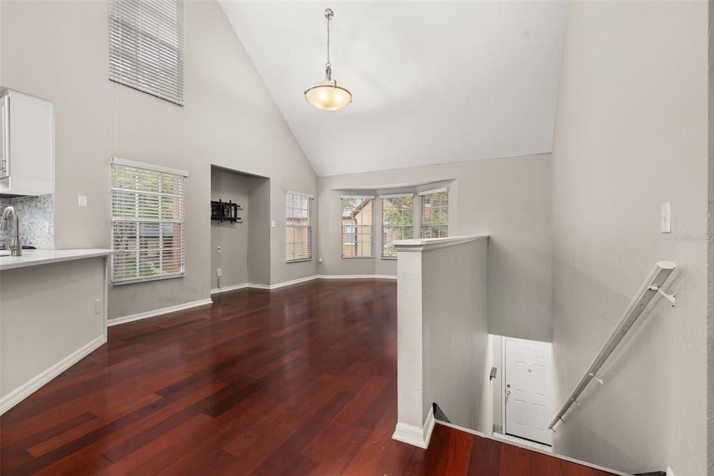 出租: $1,850 (2 贝兹, 2 浴室, 1062 平方英尺)