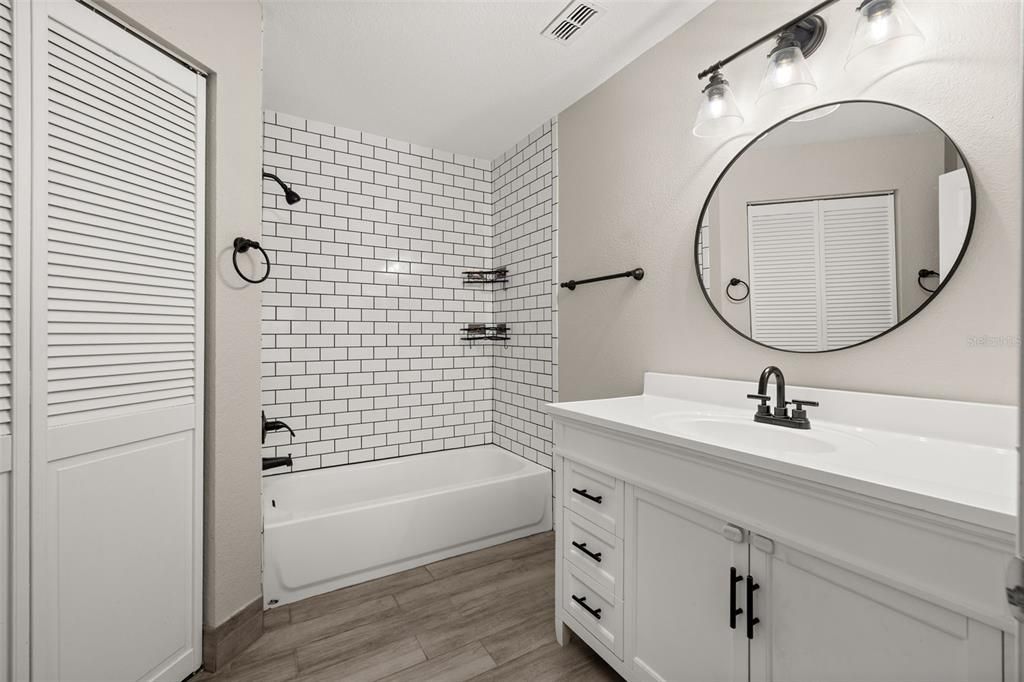 出租: $1,850 (2 贝兹, 2 浴室, 1062 平方英尺)