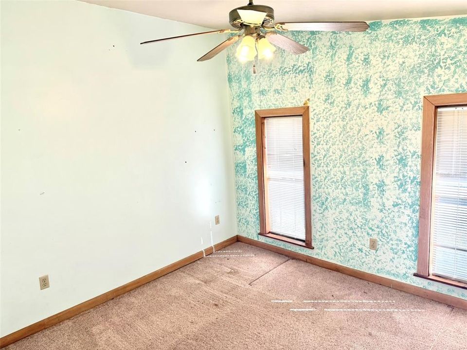 For Sale: $250,000 (3 beds, 2 baths, 2232 Square Feet)