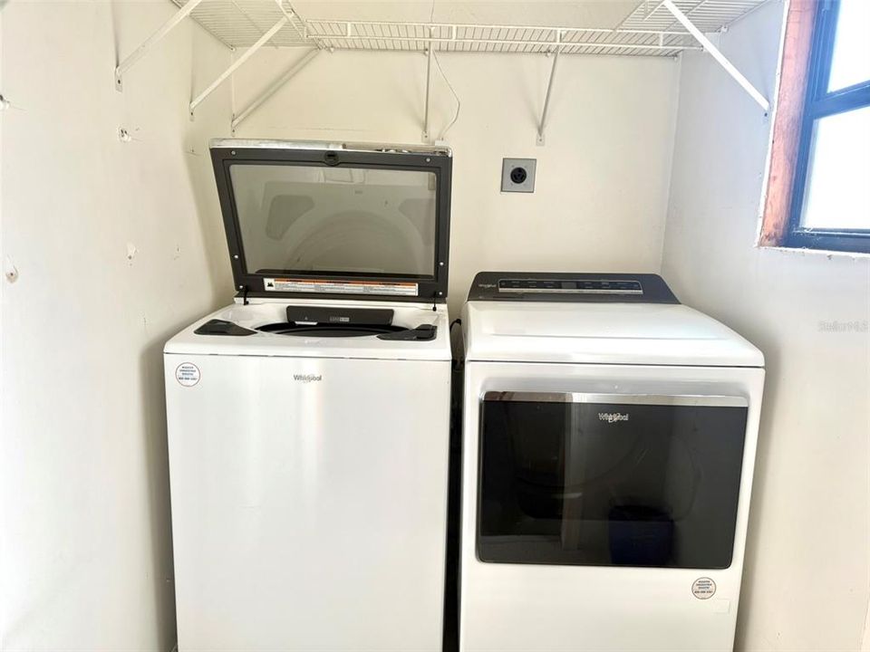 For Sale: $250,000 (3 beds, 2 baths, 2232 Square Feet)