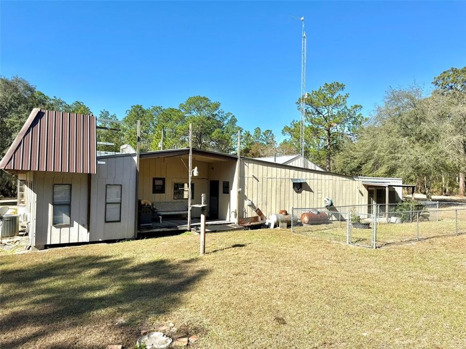 For Sale: $250,000 (3 beds, 2 baths, 2232 Square Feet)