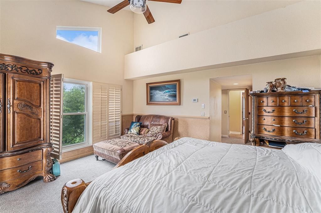 待售: $1,600,000 (5 贝兹, 4 浴室, 2536 平方英尺)