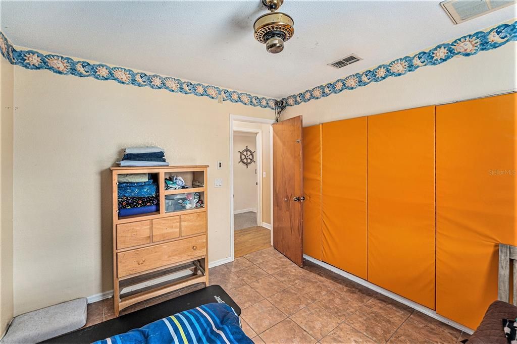 待售: $1,600,000 (5 贝兹, 4 浴室, 2536 平方英尺)