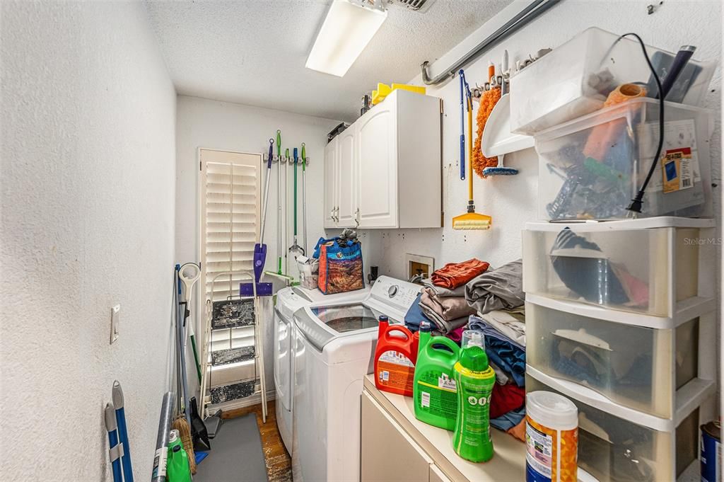 待售: $1,600,000 (5 贝兹, 4 浴室, 2536 平方英尺)