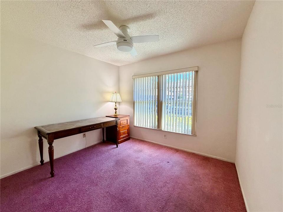 For Sale: $195,000 (2 beds, 2 baths, 730 Square Feet)
