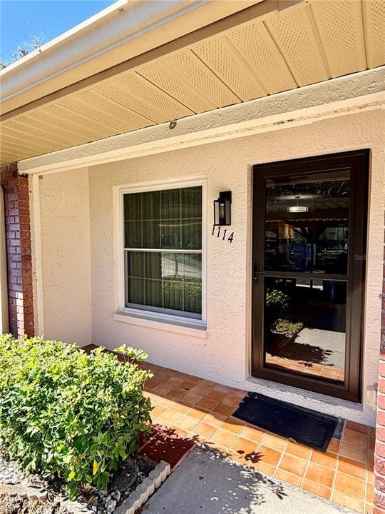 For Sale: $195,000 (2 beds, 2 baths, 730 Square Feet)