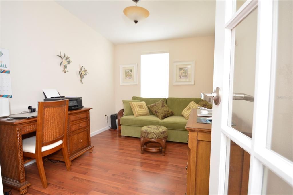 For Sale: $365,000 (2 beds, 2 baths, 1422 Square Feet)