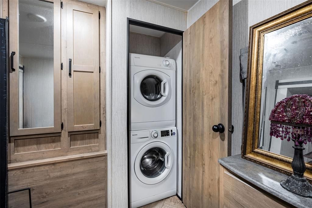 待售: $159,900 (2 贝兹, 2 浴室, 500 平方英尺)