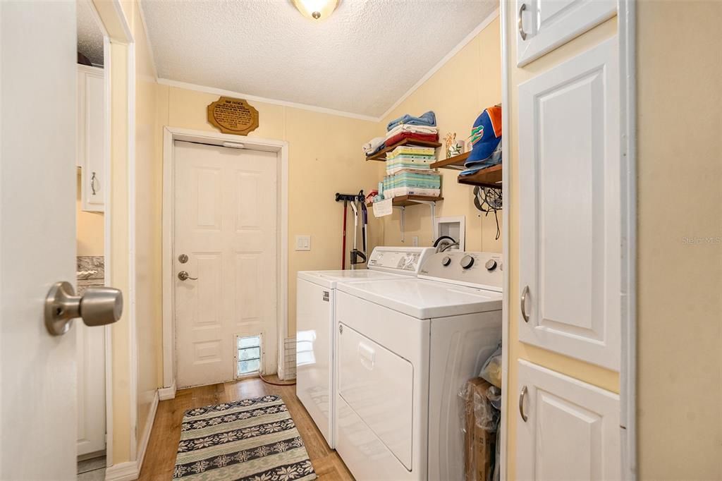 En Venta: $334,999 (3 camas, 2 baños, 1296 Pies cuadrados)