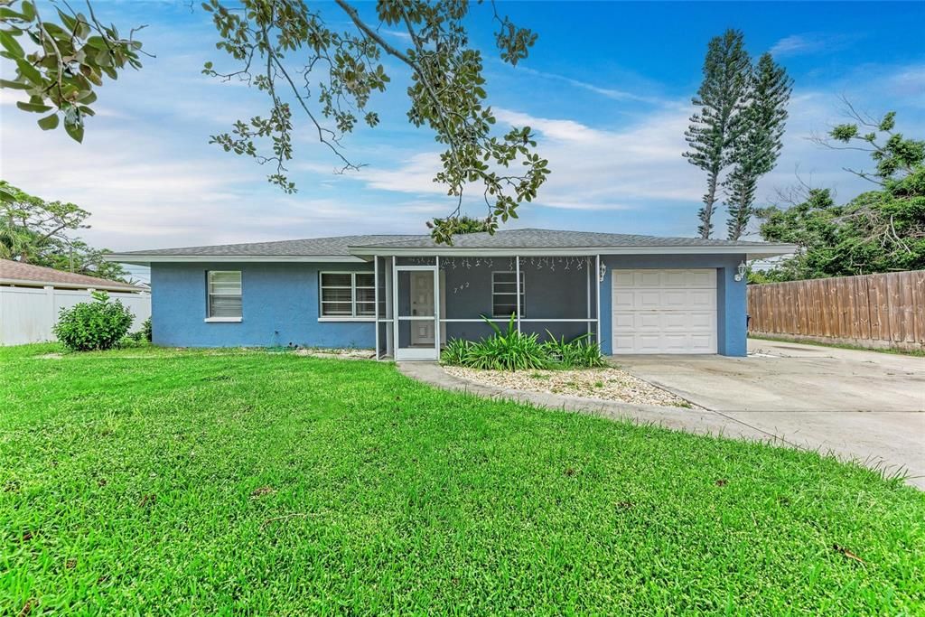 For Rent: $2,100 (2 beds, 2 baths, 1436 Square Feet)