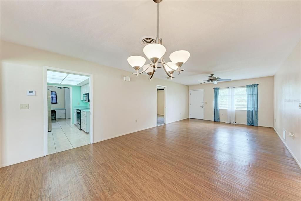 For Rent: $2,100 (2 beds, 2 baths, 1436 Square Feet)