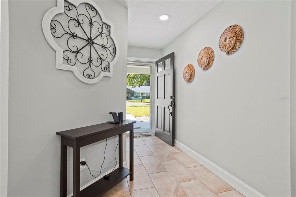 En Venta: $475,000 (3 camas, 2 baños, 1728 Pies cuadrados)