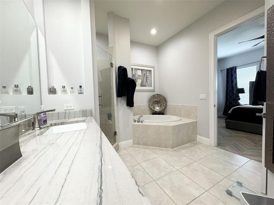 For Rent: $3,895 (3 beds, 2 baths, 2054 Square Feet)