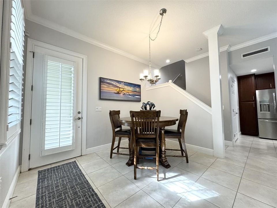 For Rent: $3,895 (3 beds, 2 baths, 2054 Square Feet)