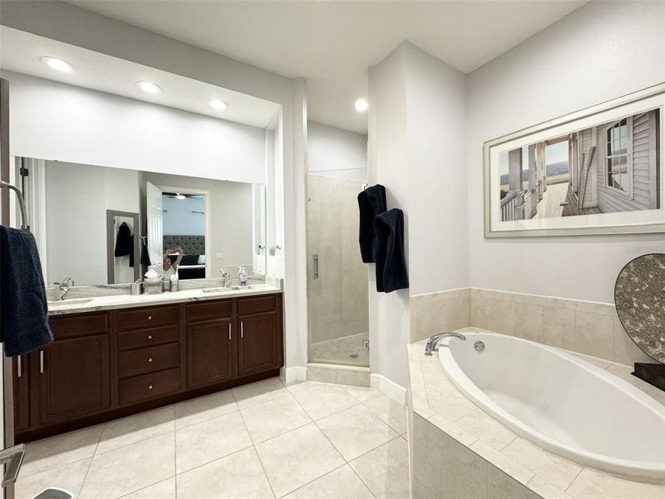 For Rent: $3,895 (3 beds, 2 baths, 2054 Square Feet)