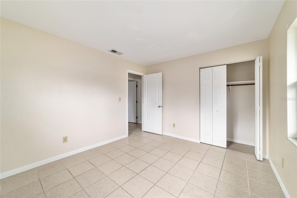For Rent: $1,500 (3 beds, 2 baths, 1408 Square Feet)