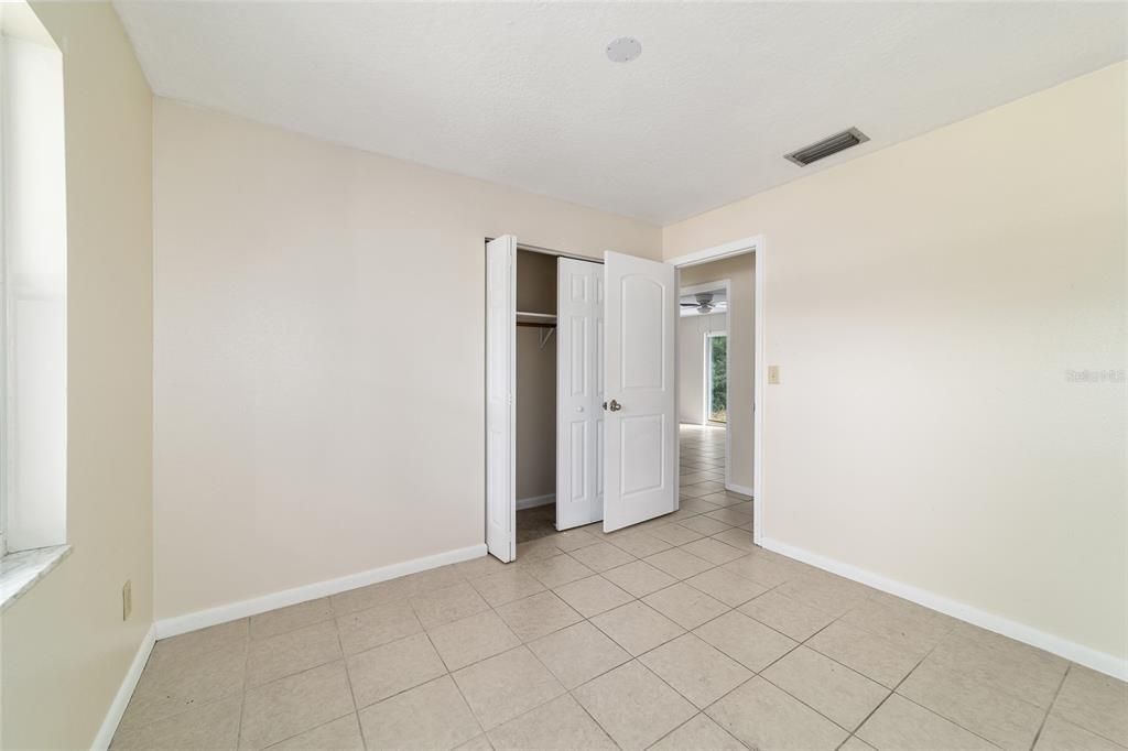 For Rent: $1,500 (3 beds, 2 baths, 1408 Square Feet)