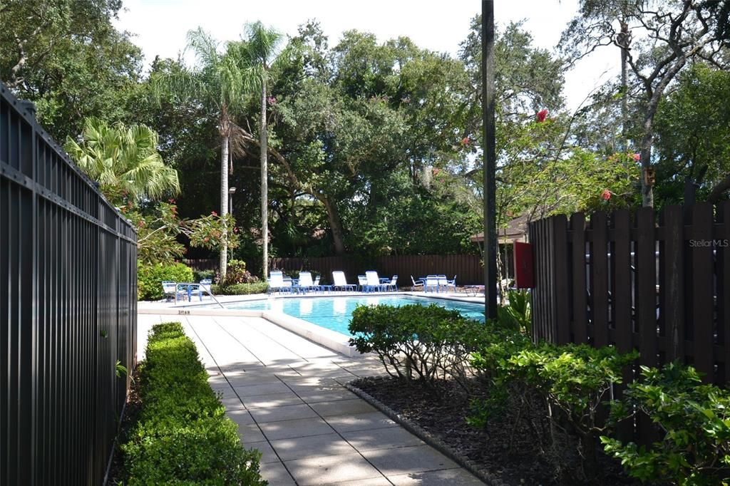 For Rent: $2,300 (3 beds, 2 baths, 1298 Square Feet)