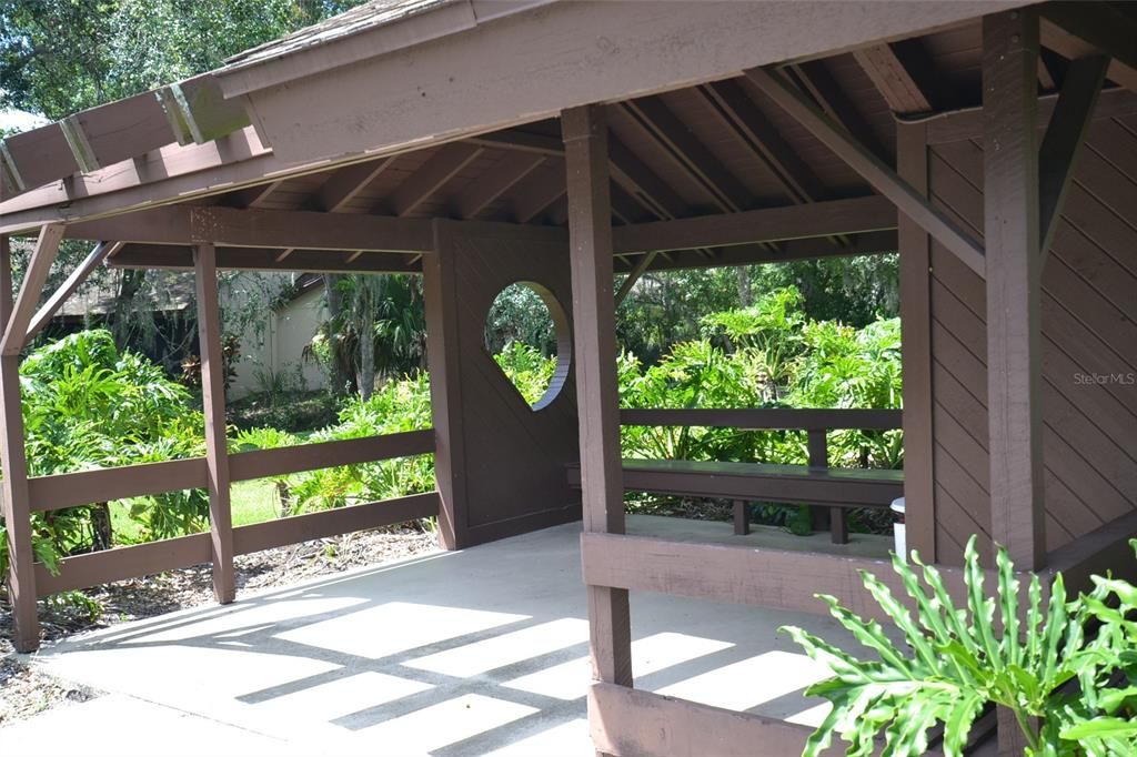 For Rent: $2,300 (3 beds, 2 baths, 1298 Square Feet)