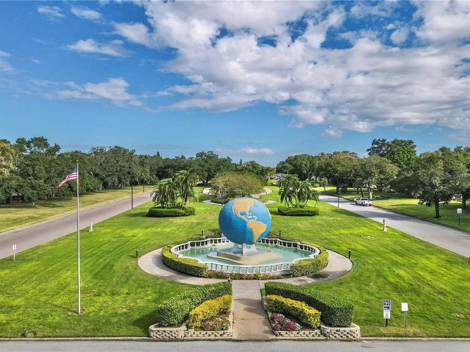 Active With Contract: $165,000 (2 beds, 2 baths, 1070 Square Feet)