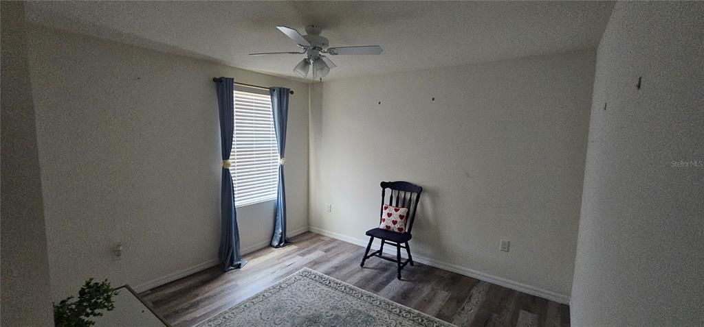 For Sale: $440,000 (5 beds, 3 baths, 2674 Square Feet)