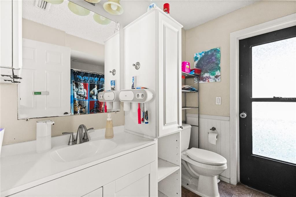 На продажу: $800,000 (5 спален, 3 ванн, 3221 Квадратных фут)