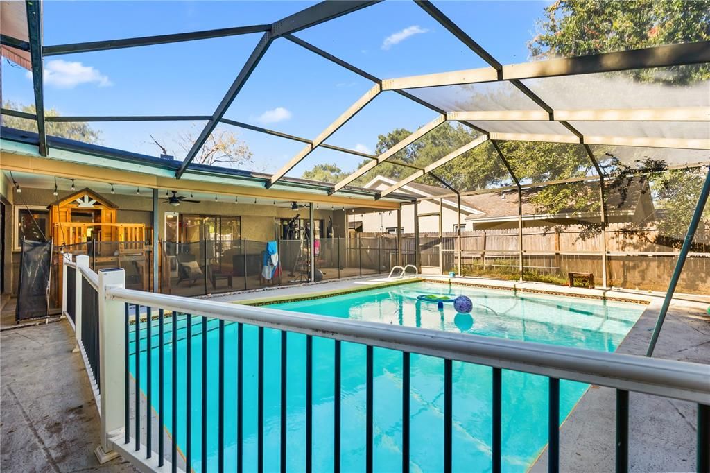 На продажу: $800,000 (5 спален, 3 ванн, 3221 Квадратных фут)