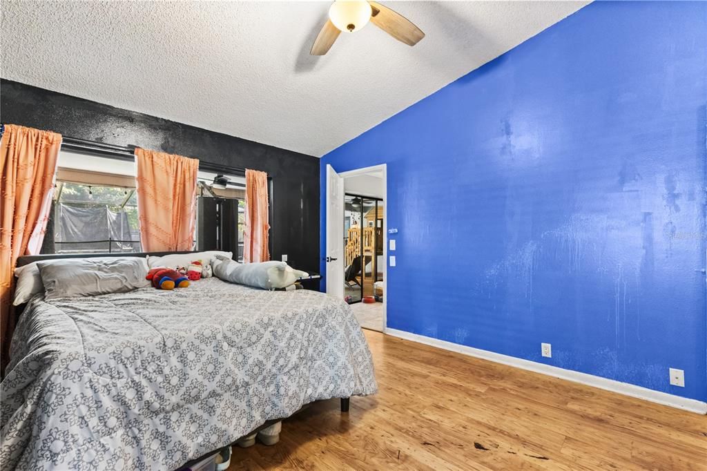 На продажу: $800,000 (5 спален, 3 ванн, 3221 Квадратных фут)