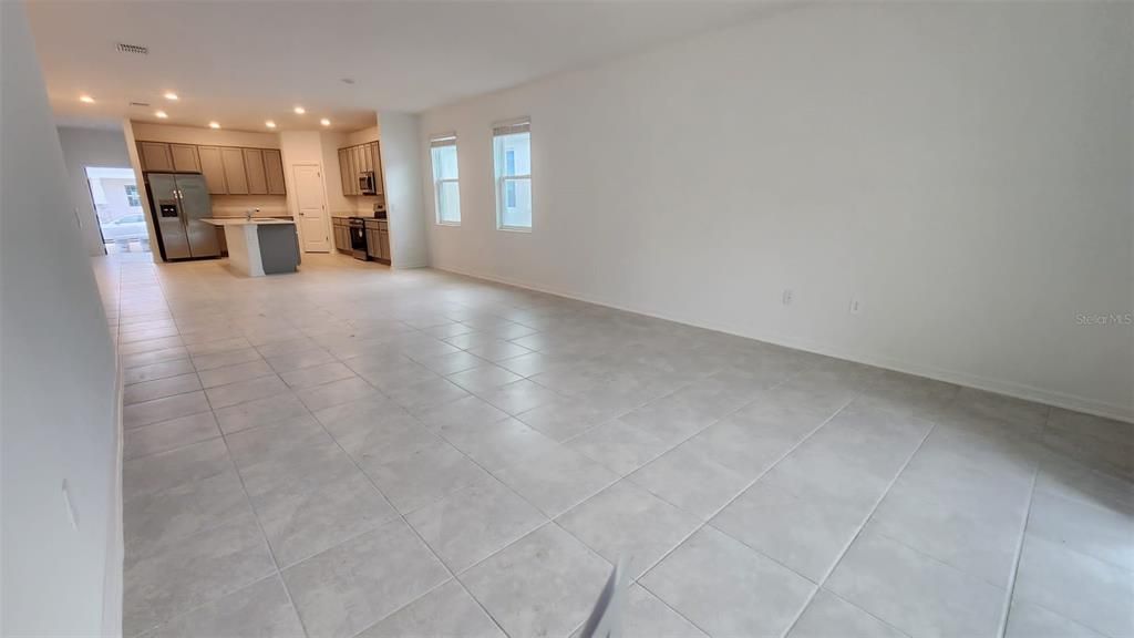 En Venta: $399,500 (3 camas, 2 baños, 2065 Pies cuadrados)