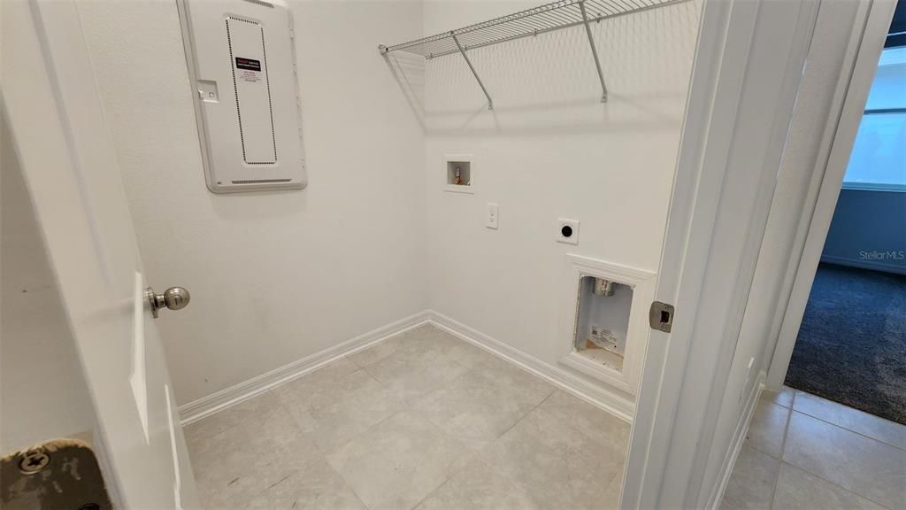 En Venta: $399,500 (3 camas, 2 baños, 2065 Pies cuadrados)