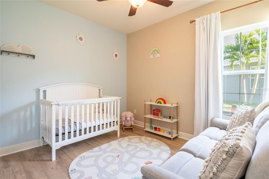 For Sale: $584,900 (5 beds, 3 baths, 2711 Square Feet)