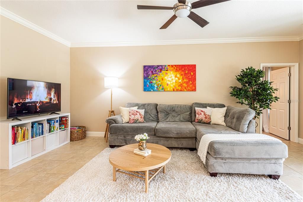 For Sale: $584,900 (5 beds, 3 baths, 2711 Square Feet)