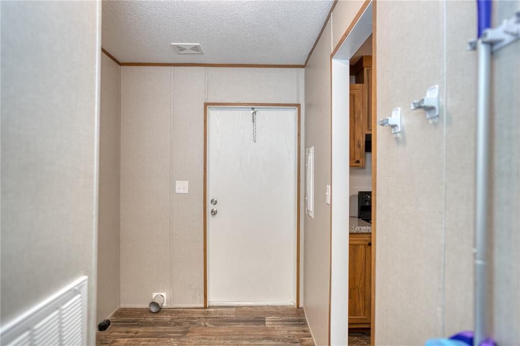 En Venta: $349,500 (3 camas, 2 baños, 1352 Pies cuadrados)