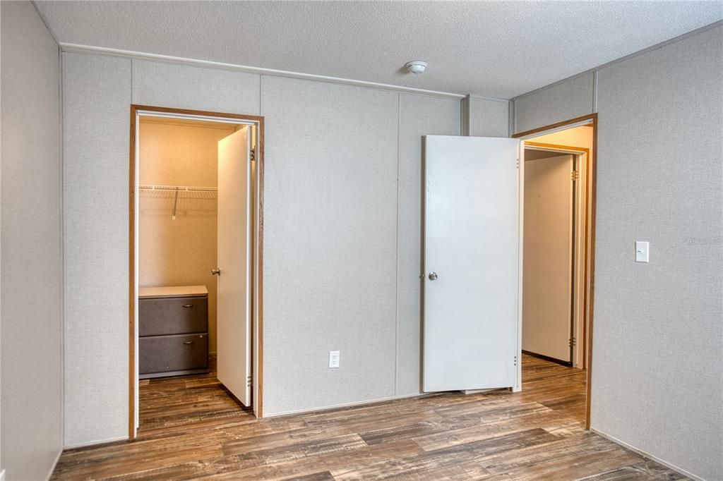 En Venta: $349,500 (3 camas, 2 baños, 1352 Pies cuadrados)