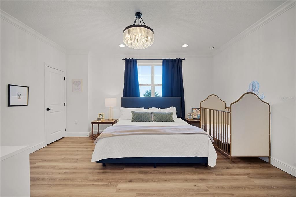 For Rent: $3,280 (3 beds, 2 baths, 2239 Square Feet)