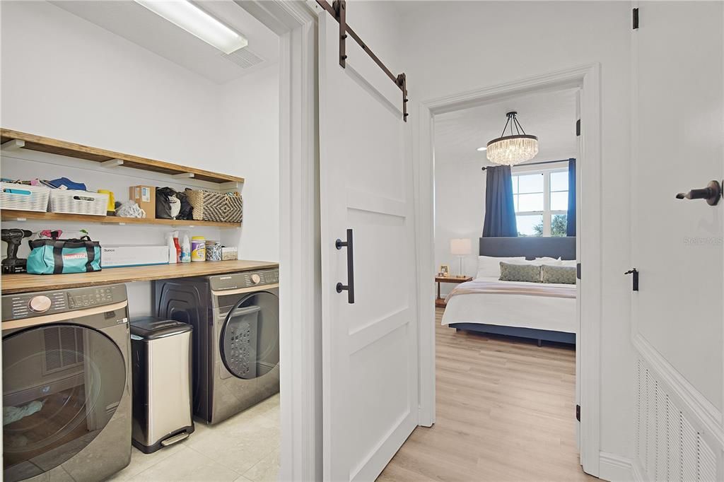 For Rent: $3,280 (3 beds, 2 baths, 2239 Square Feet)