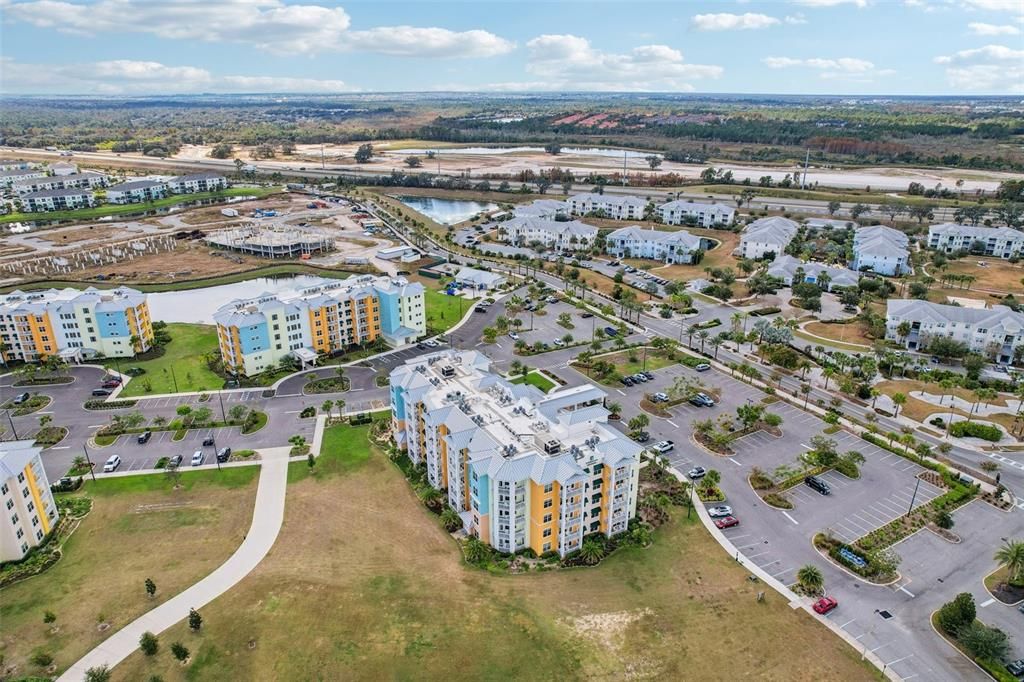 For Sale: $355,000 (1 beds, 1 baths, 630 Square Feet)