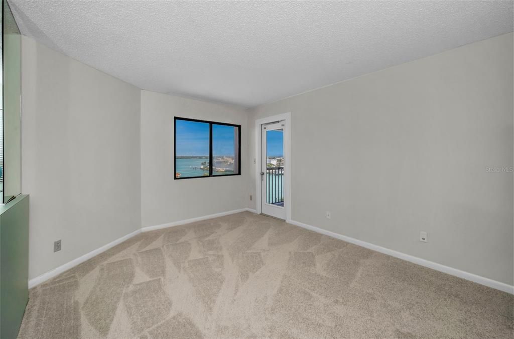 En Venta: $565,000 (2 camas, 2 baños, 1530 Pies cuadrados)