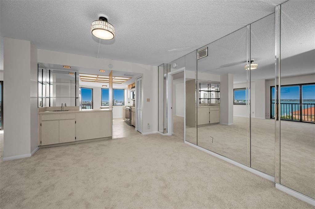 En Venta: $565,000 (2 camas, 2 baños, 1530 Pies cuadrados)