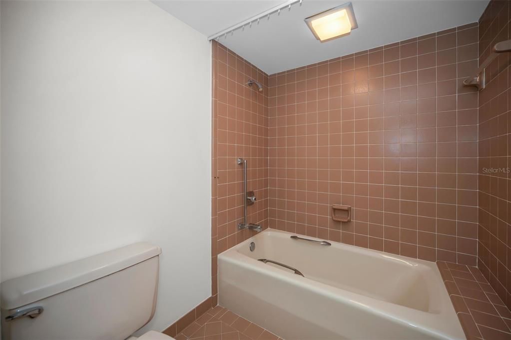 En Venta: $565,000 (2 camas, 2 baños, 1530 Pies cuadrados)