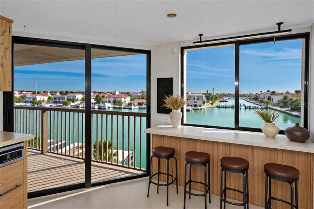 En Venta: $565,000 (2 camas, 2 baños, 1530 Pies cuadrados)