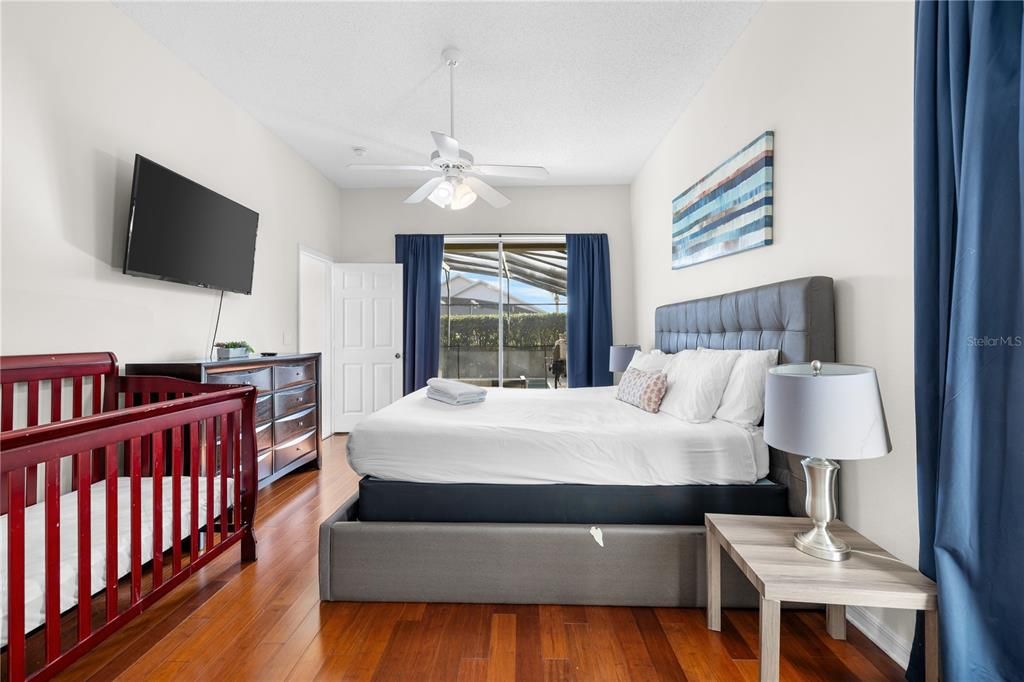 For Sale: $535,000 (7 beds, 4 baths, 3082 Square Feet)