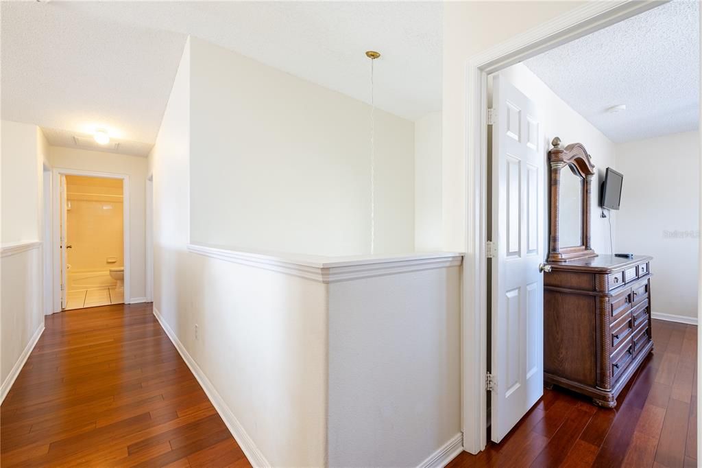 For Sale: $535,000 (7 beds, 4 baths, 3082 Square Feet)