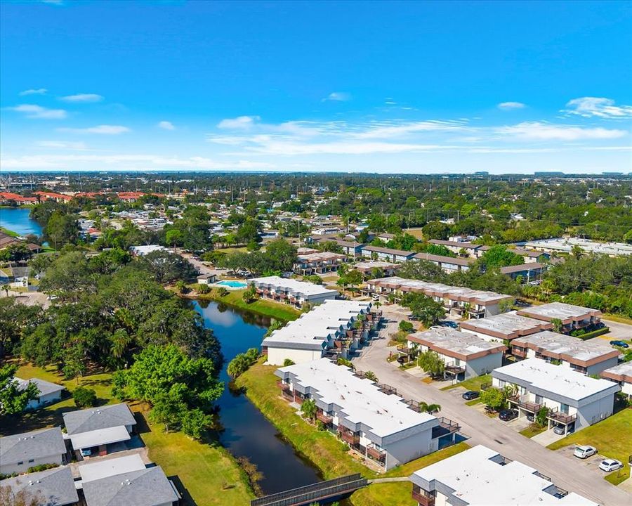 待售: $195,000 (2 贝兹, 2 浴室, 1104 平方英尺)