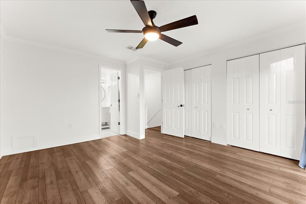 待售: $195,000 (2 贝兹, 2 浴室, 1104 平方英尺)