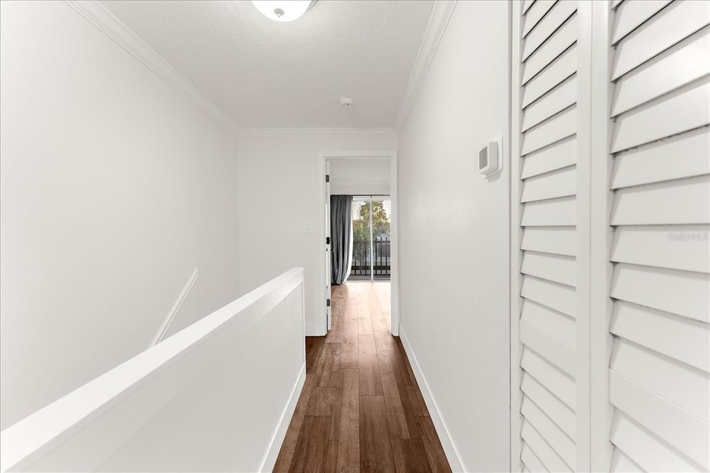 待售: $195,000 (2 贝兹, 2 浴室, 1104 平方英尺)