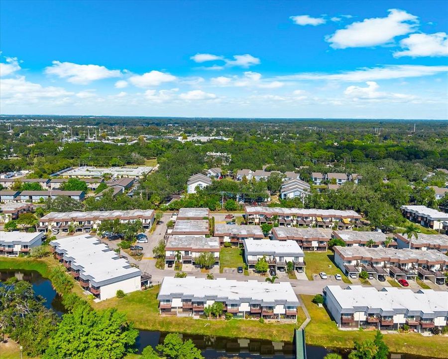 待售: $195,000 (2 贝兹, 2 浴室, 1104 平方英尺)