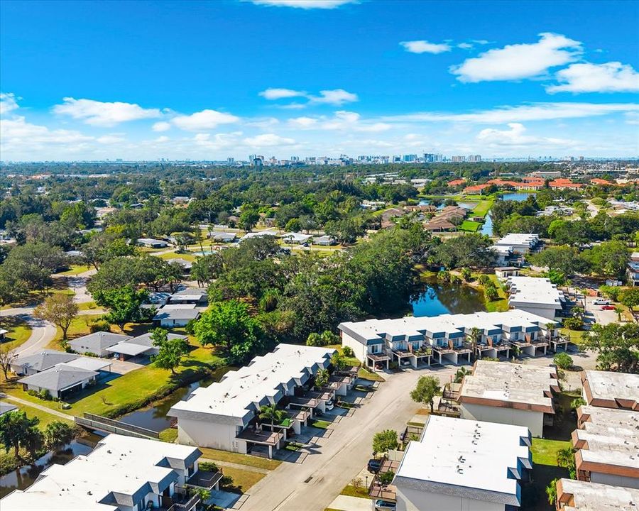 待售: $195,000 (2 贝兹, 2 浴室, 1104 平方英尺)