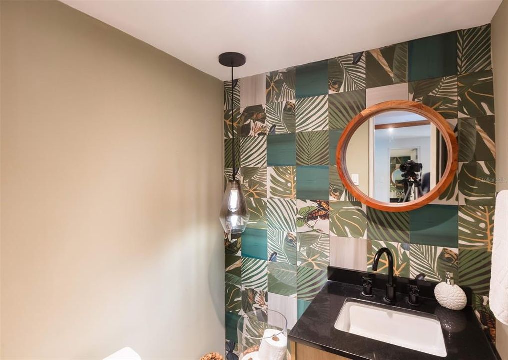 На продажу: $3,200,000 (3 спален, 2 ванн, 2412 Квадратных фут)