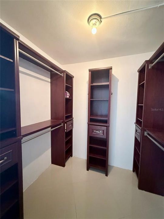 En Venta: $175,000 (2 camas, 1 baños, 679 Pies cuadrados)